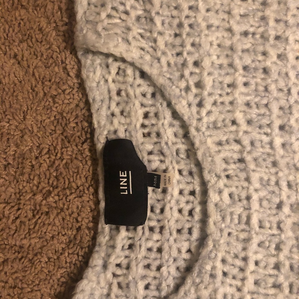 Line Sweater - Picture 2 of 4